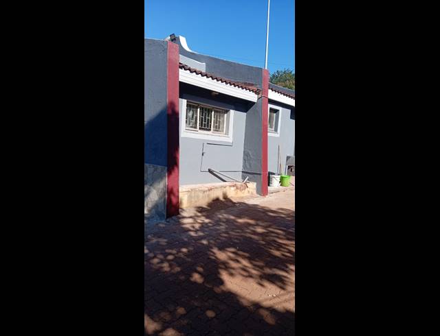 4 BEDROOM HOUSE FOR SALE IN SIBASA